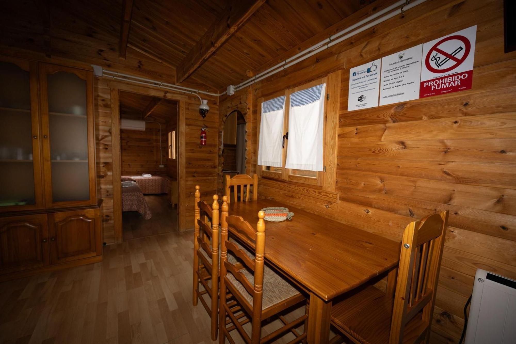 Cabanas Rurales - Las Taneas Yeste Luaran gambar